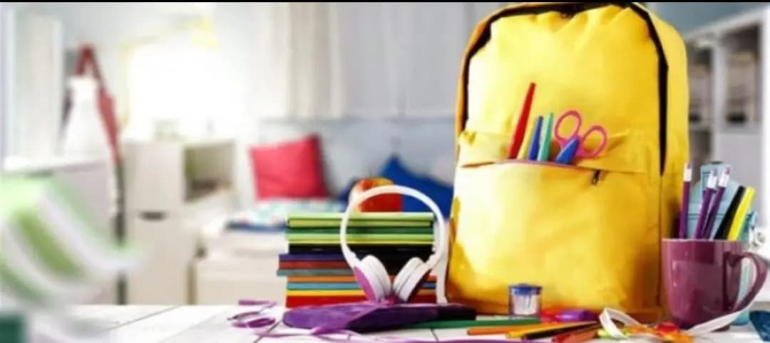 أسعار القرطاسية مرعبة... الشنطة بمليون والقلم بالدولار!