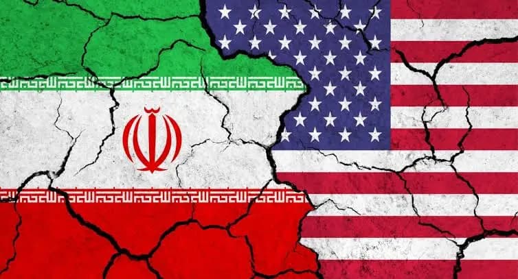 "سنضرب بقوة اذا تدخل الحـ.ـزب".. إسرائيل تحذر لبنان!