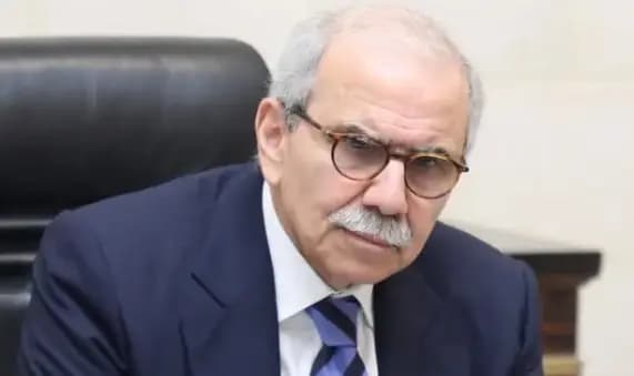 سلام بعد انتهاء جلسة مجلس الوزراء: حظر فوري لنشاطات الحزب