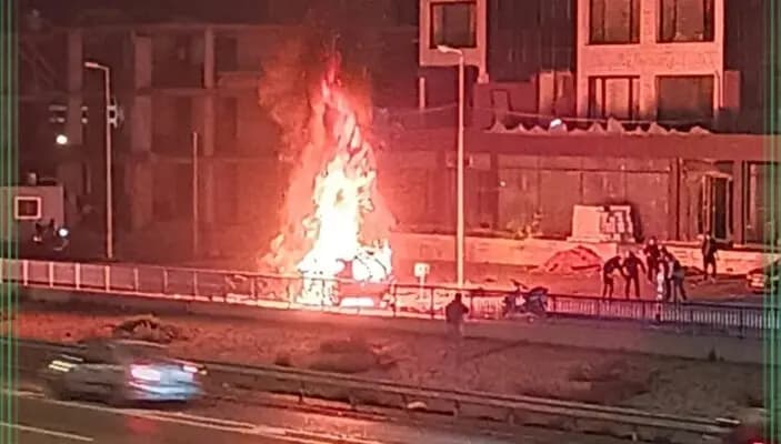 "إسرائيل" تستهدف الضاحية.. وسيارة على الأوتوستراد