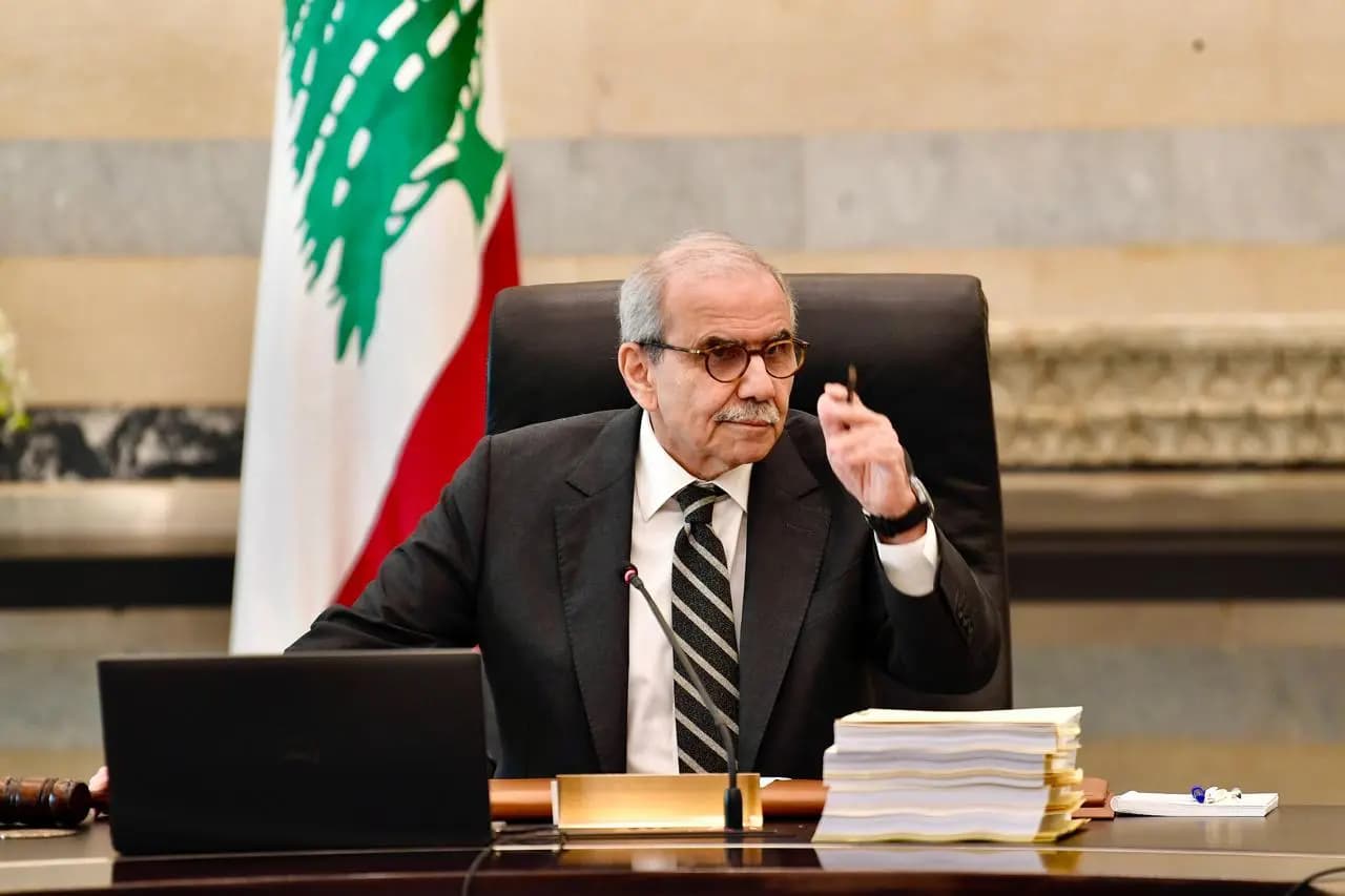 سلام يرأس اجتماعًا لفتح مراكز إيواء إضافية