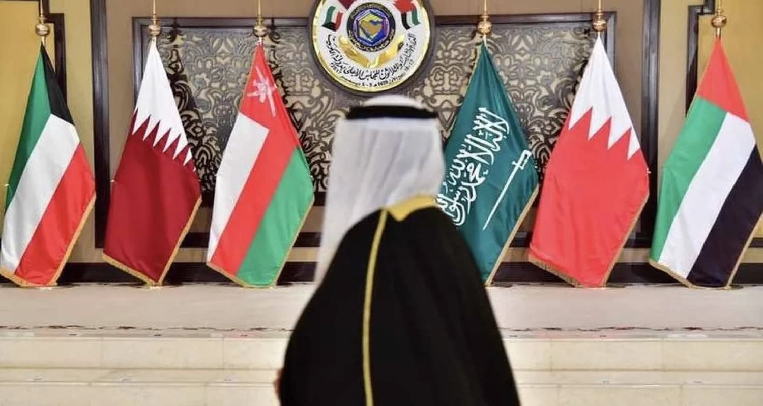 توتر الطاقة يمتد إلى الخليج