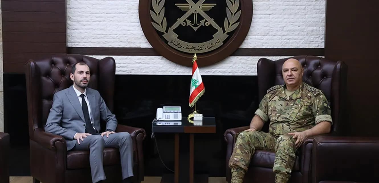 سلسلة لقاءات لقائد الجيش في اليرزة!