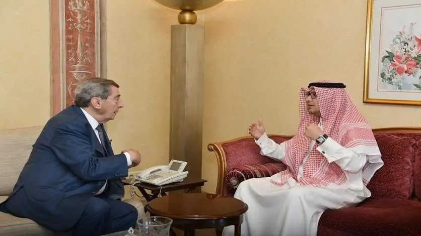 بخاري يزور الفرزلي... وهذا ما جرى عرضه