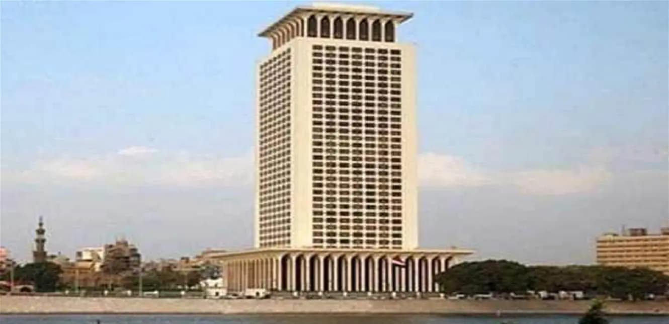 مصر "سعيدة" وتدعم لبنان!
