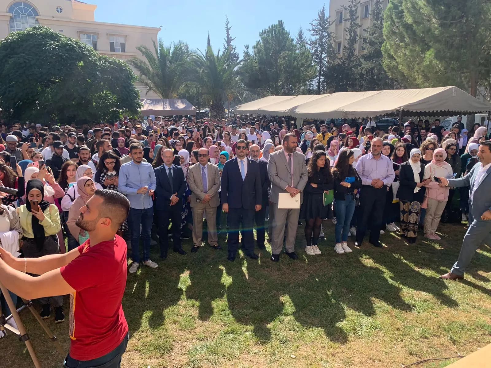 هكذا رحبت الجامعة اللبنانية الدولية بطلابها هذا العام...!