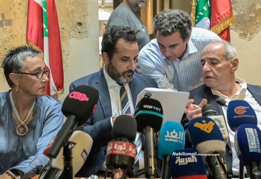 مراهقة سياسية"تؤدي إلى قرار الدويهي