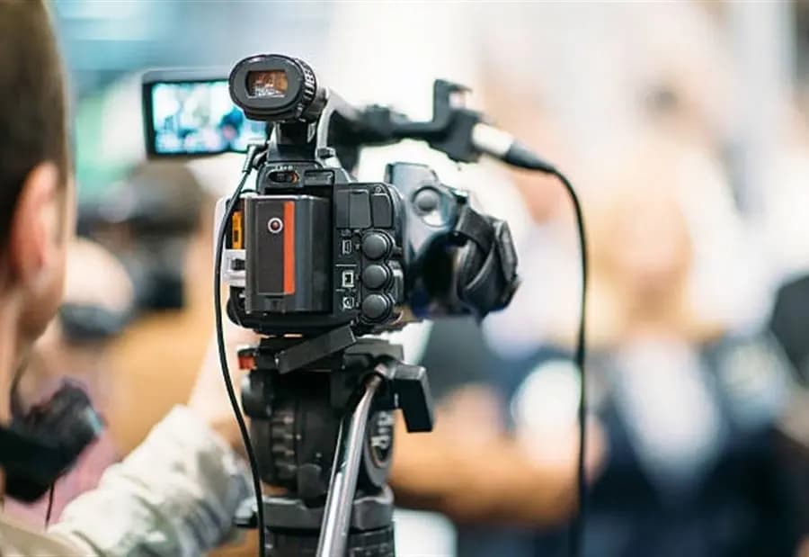 إعلامي متّهم بترويج المخدّرات مع عشيقه... ما حقيقة الأمر؟