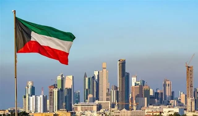 قرار كويتي مفاجئ بشأن القادمين من ثلاث دول بينها لبنان!