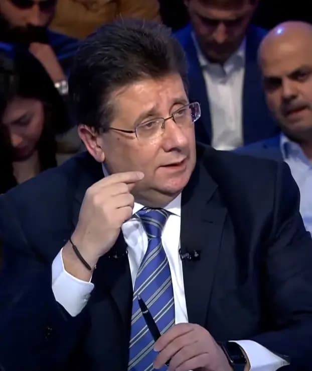 كنعان يلتقي فرونتسكا