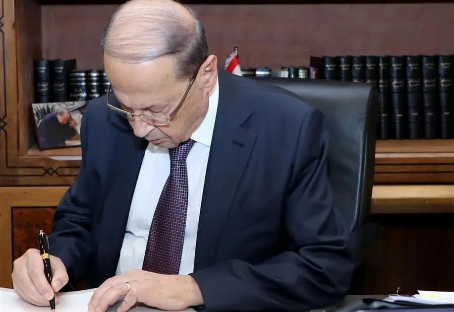 ما هي الأسباب التي دفعت عون لإصدار مراسيم العفو ؟