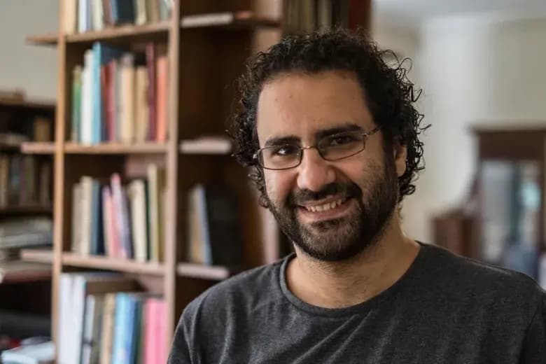 الحرّية لـ علاء عبد المفتاح"!