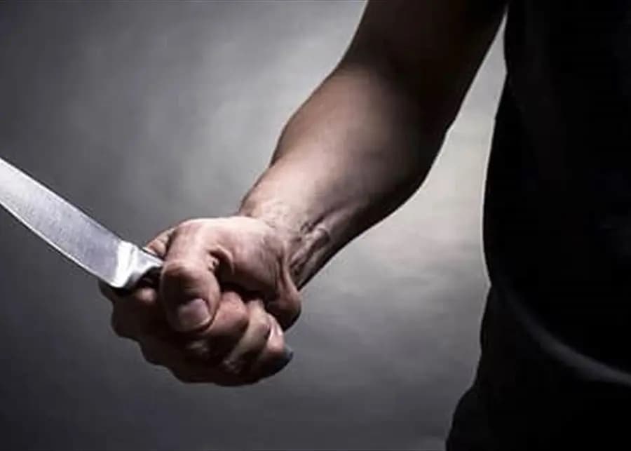 قتلت زوجها خنقا وطعنا بالسكين.... إليكم التفاصيل