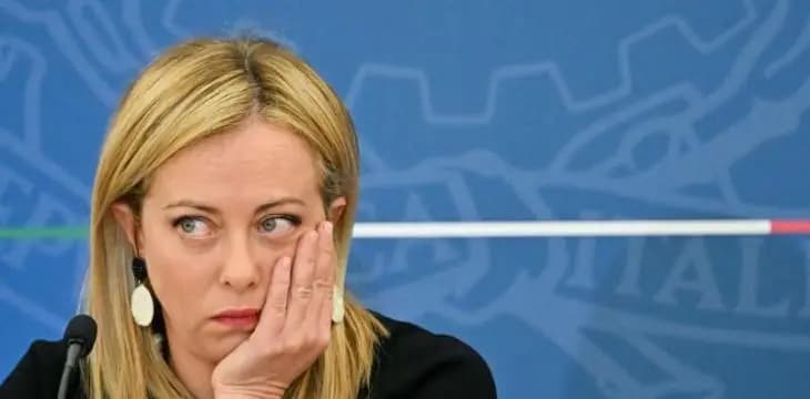 المهاجرون يحرجون حكومة "ميلوني"!