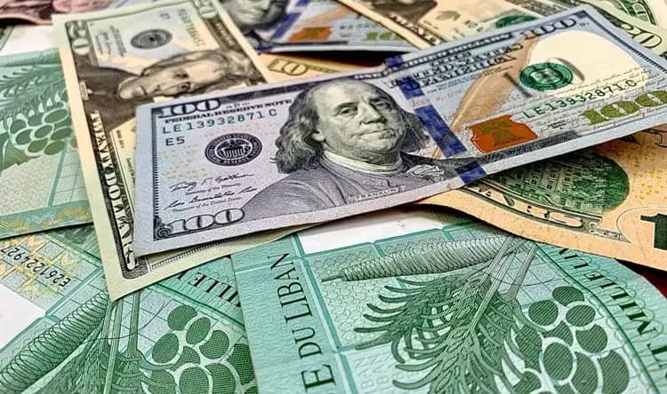 ارتفاعٌ في سعرِ الدّولار!