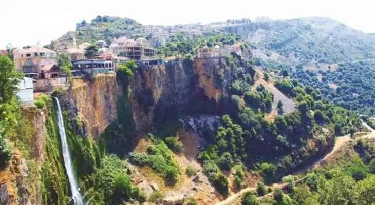 الأجهزة الأمنية تعاين أماكن السرقات في بلدة سجد!