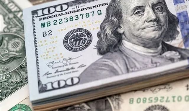 هذه هي أسباب ارتفاع سعر صرف الدولار..
