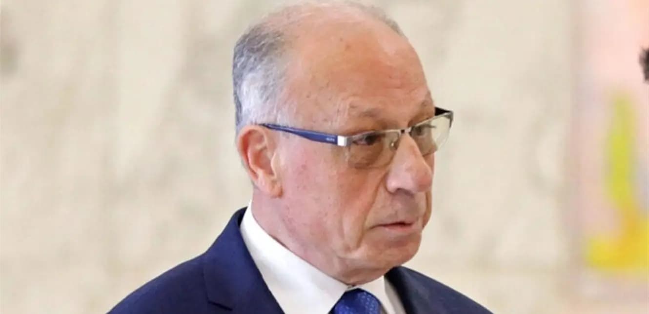 وزير الدفاع يستقبل وزير الخارجية الإيطالي..