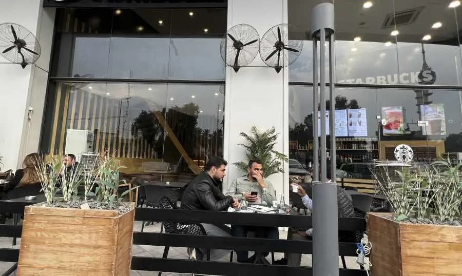 "ستاربكس" المزيّف.. أزمة تلفّ العلامات التّجارية في العراق