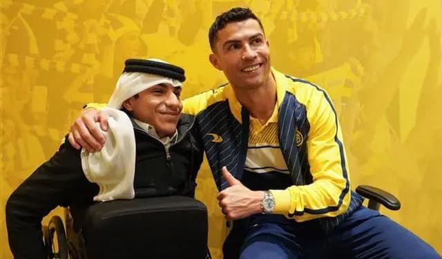 رونالدو يلتقي نجم افتتاح مونديال قطر!
