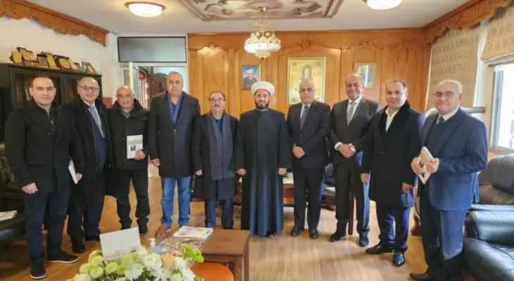 رئيسُ تجمّع صناعيي البقاع يهنّئ الشّيخ الغزاوي