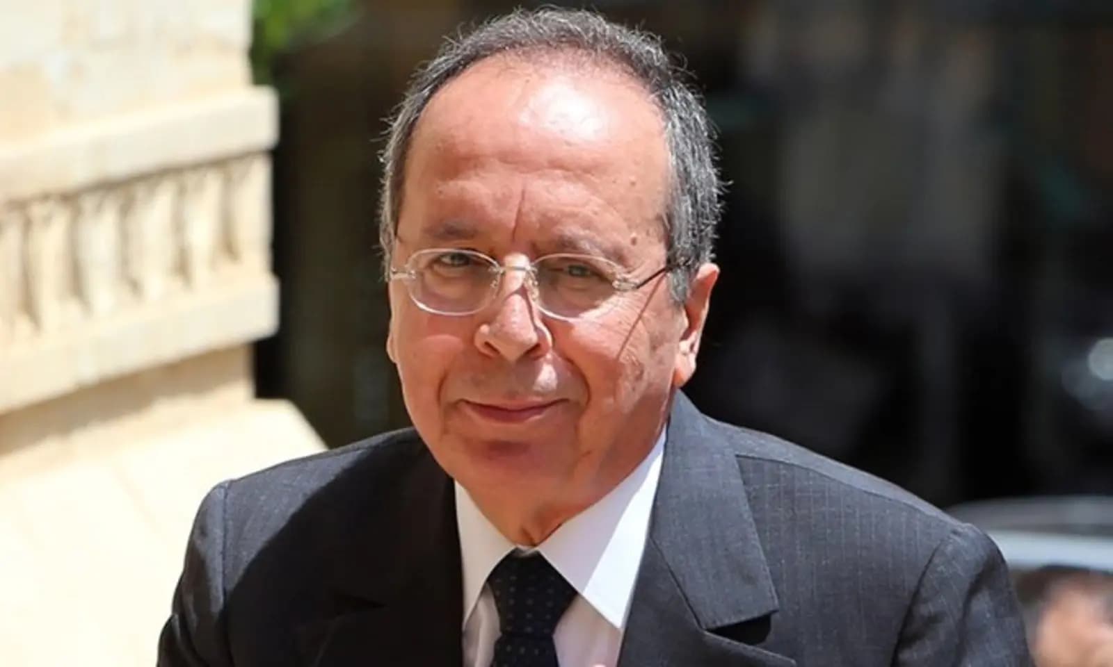 السيّد: "الدولار طلوع"!