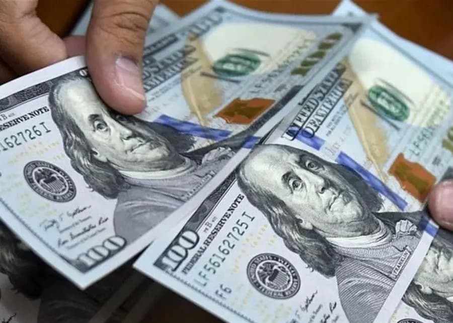 بأيَّة تسعيرةٍ أقفلَ الدّولار مساءَ اليَوم؟