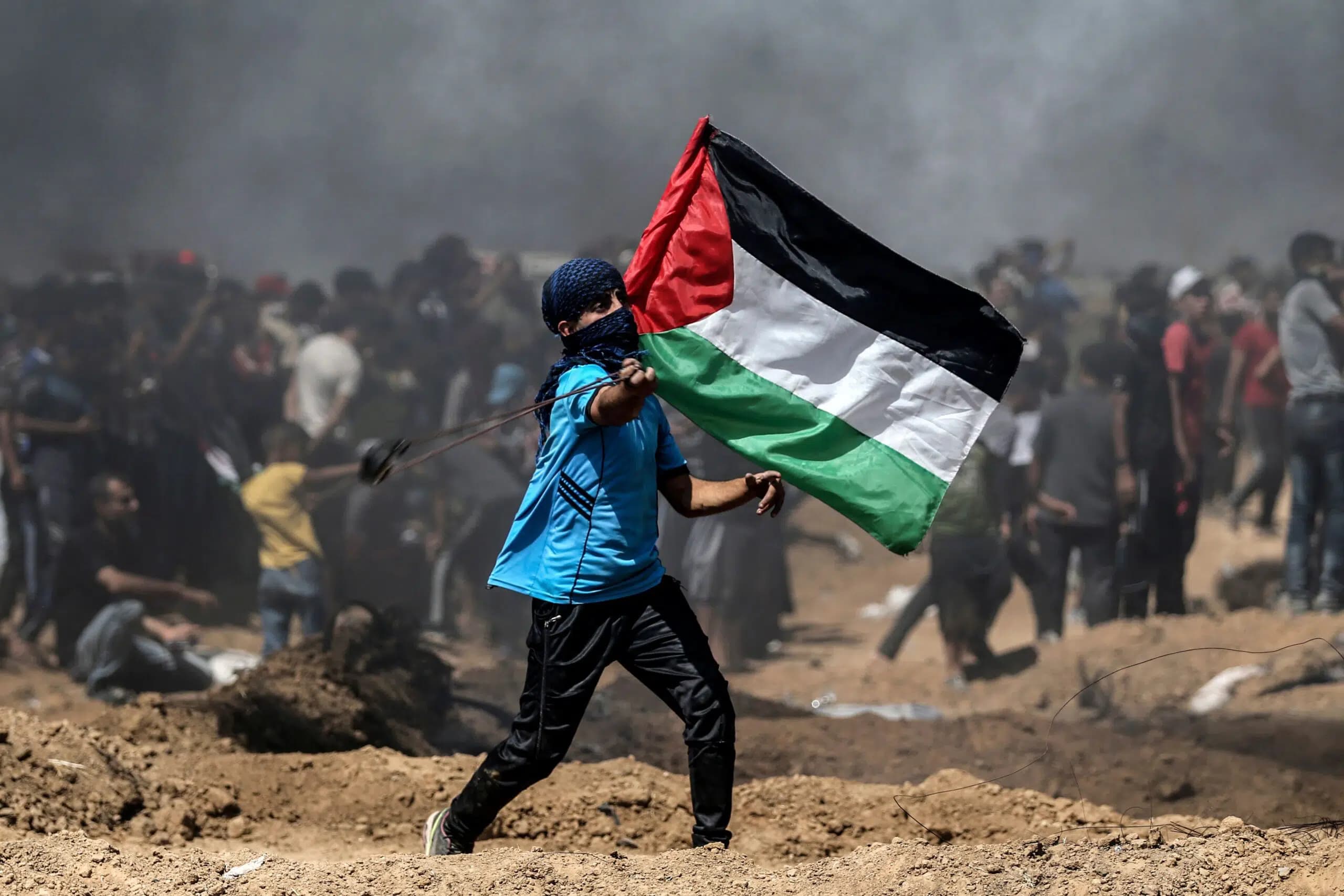 اشتباكاتٌ بين شبّان فلسطينيين وقوّة خاصّة من جيشِ الاحتلالِ الإسرائيلي عقبَ اقتحامِ بلدة قباطية في جنين