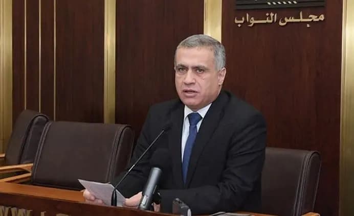 طرابلسي: 5 أمور دمّروا اقتصاد لبنان!