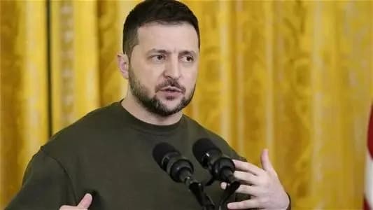 زيلينسكي يفرض عقوبات على 198 شخصيةً... ما السبب ؟