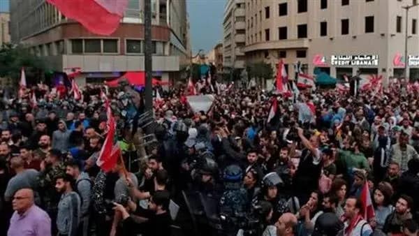 تحرُّكات الشارع إلى مجلس النواب!