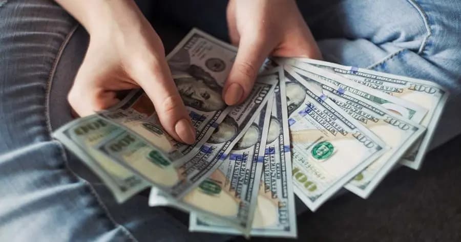 إليكم افتتاحية سعر صرف الدولار!