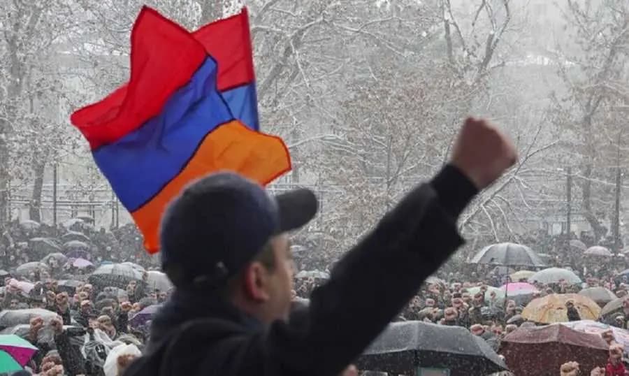 أرمينيا تعتزم تأسيس التجنيد الطوعي للإناث