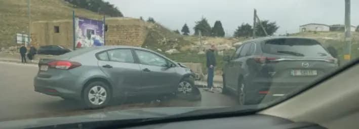 حادث سير على طريق ضهر البيدر