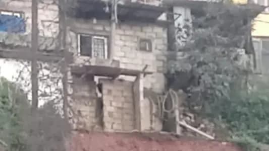 إخلاءُ مبنى سكنيّ جرّاء انهيار جزءٍ منه... إليكم التّفاصيل