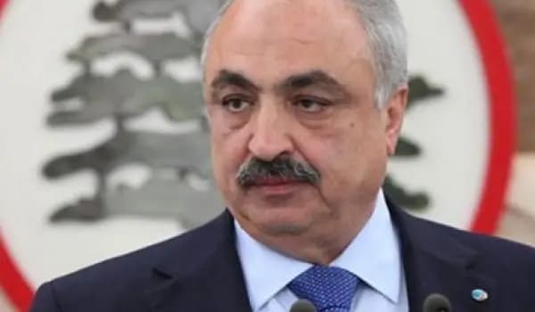 الحجار أعلن عزوفه عن الترشح للانتخابات التزاما بقرار الرئيس الحريري