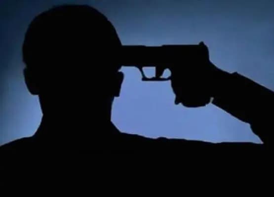 شابٌ بقاعي..ينهي حياته بطلقة مسدس!