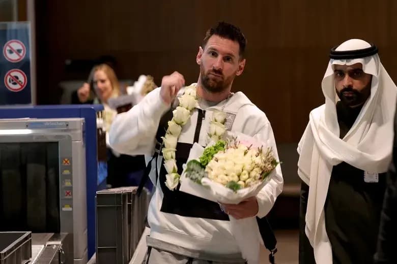 ميسي.. إلى السعودية!