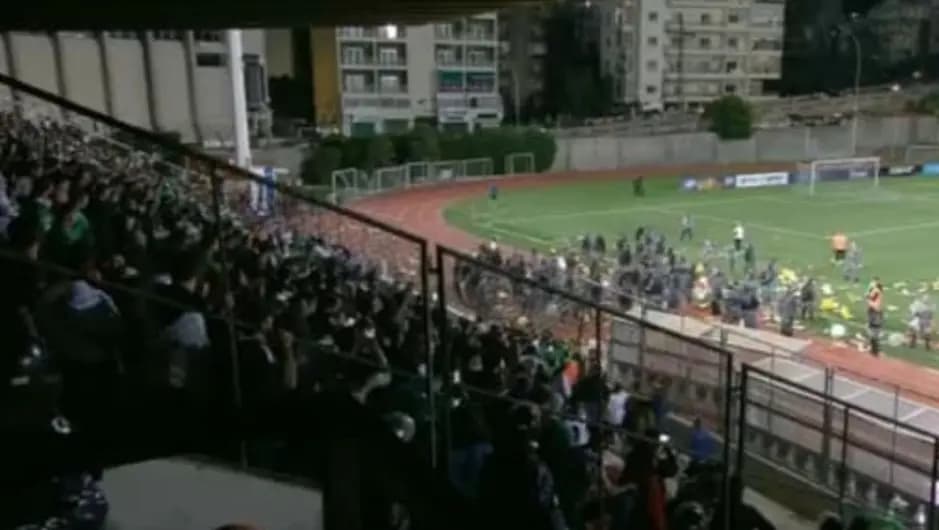 إشكال خلال المباراة النهائيّة لبطولة لبنان لكرة القدم بين العهد والأنصار
