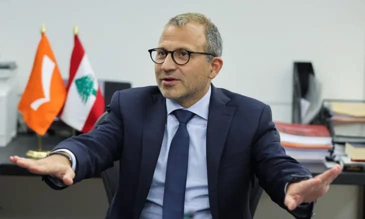 باسيل يحاصر نوابه