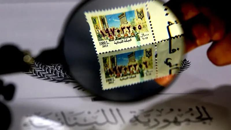 جمهوريةٌ دونَ طوابعٍ... طابعُ المعنيّين يغلبُ التّطبع