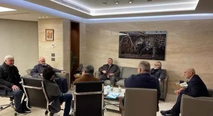 إجتماع في مكتب النائب علي حسن خليل للبحث في أزمة المياه التي يعاني منها قضاء مرجعيون