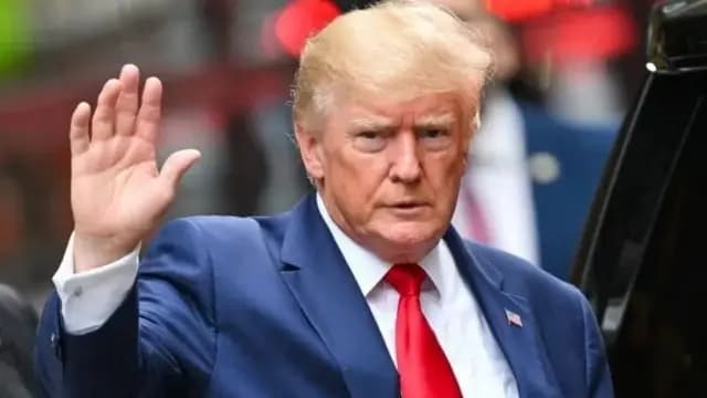 ‏سكاي نيوز نقلاً عن مصادر أميركية: ترامب سينظّمُ تجمّعًا انتخابيًّا في ولاية تكساس اليوم السبت لتعزيز حملته في انتخابات الرّئاسة