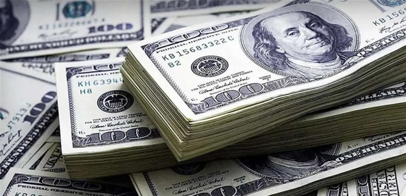 كيف افتتح الدولار؟