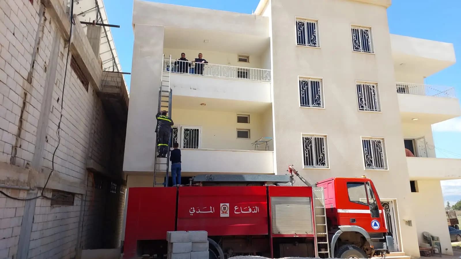 إنقاذُ طفلٍ في مجدل عنجر