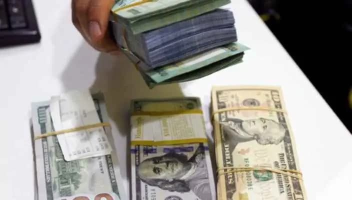 إرتفاع سعر صرف الدولار بالسوق السوداء