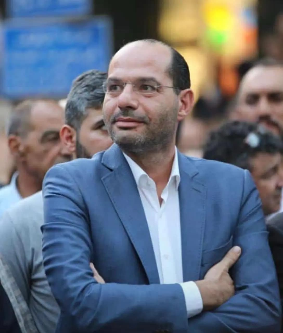 حسن مراد يغرد عن "وقاحة المصارف"...!