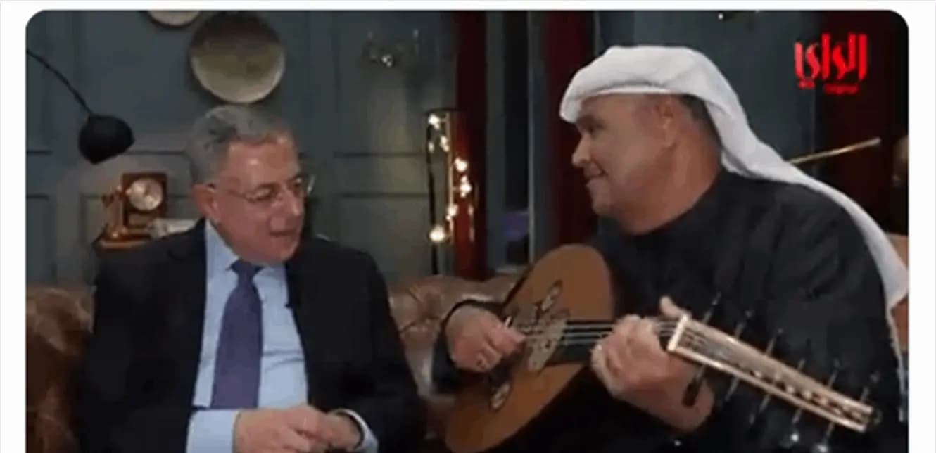 السنيورة يغنّي: "راجع يتعمّر لبنان"!