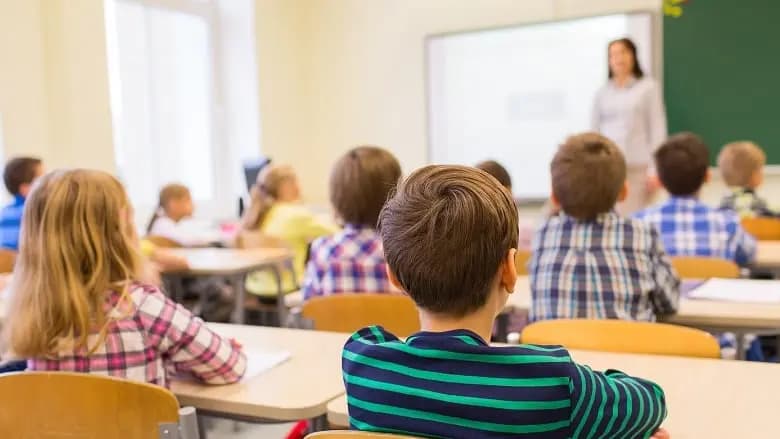 هل تفلح الحملات المالية في نجدة الأساتذة؟