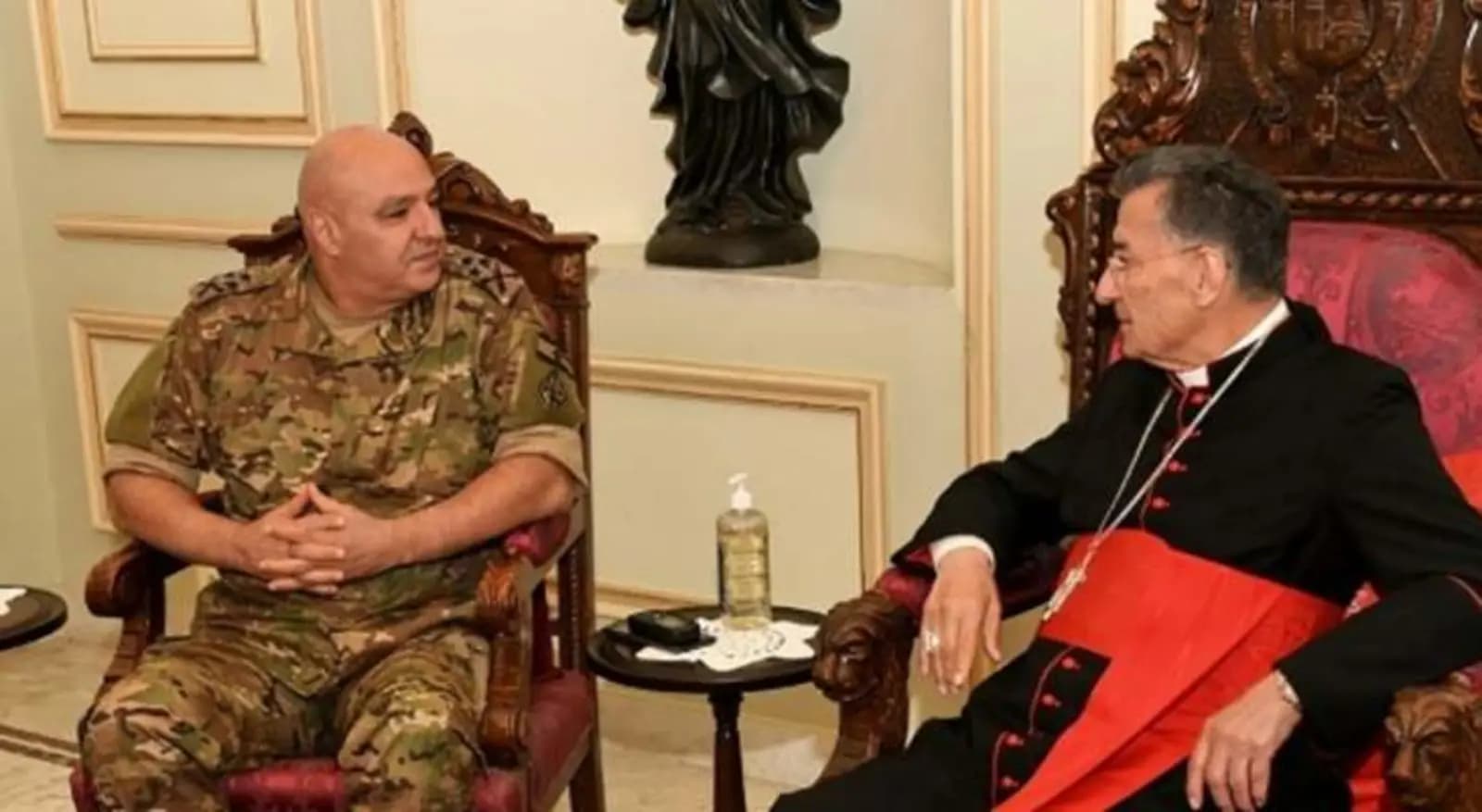 ‏البطريرك الراعي يلتقي في هذه الأثناء قائد الجيش العماد جوزيف عون